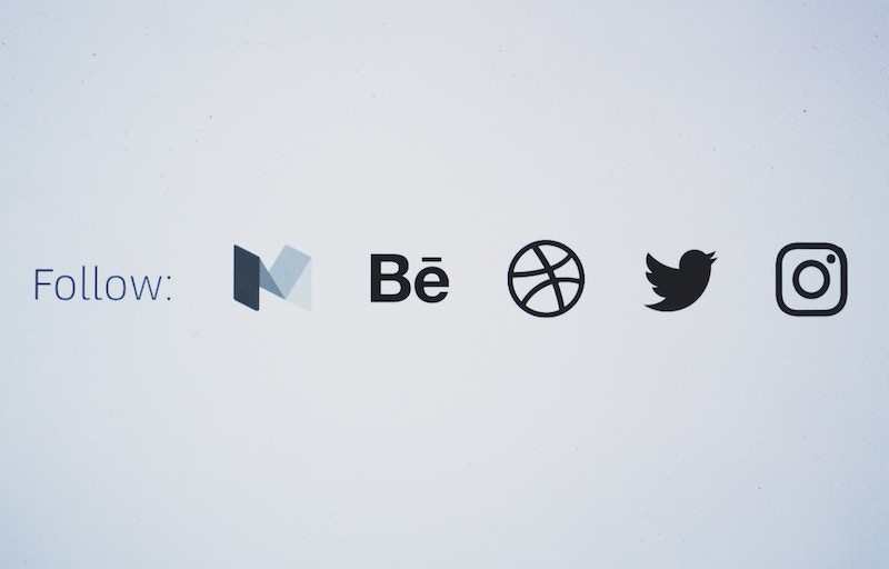 Follow Social Media Icons