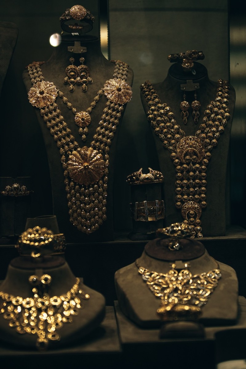 Classy Gold Necklaces for Sale at a Gold Shop