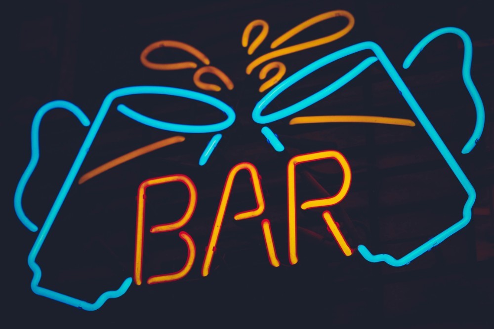 Neon Bar Sign with Two Beer Mug