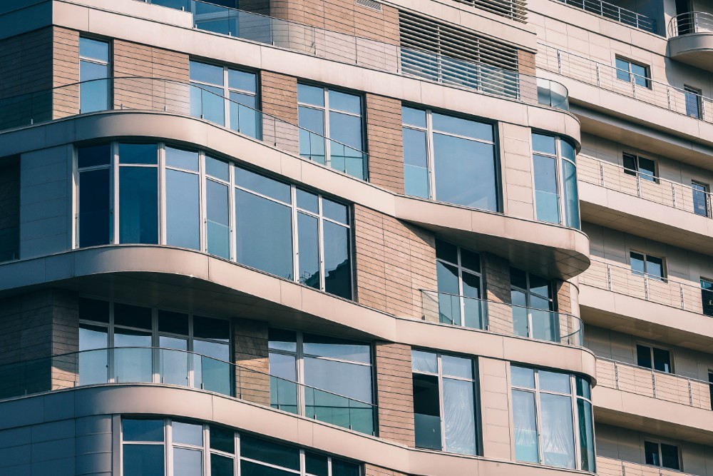 Stunning Architecture Photography of an Apartment Building in Yalta