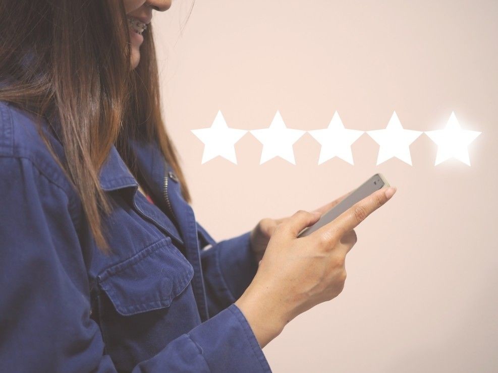 excellence rating online concept customer stars review positive feedback of satisfied customer t ZxXEQg