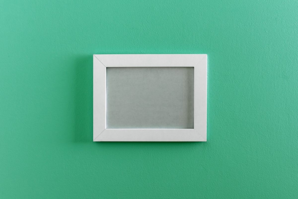 frame on wall PXXLXF