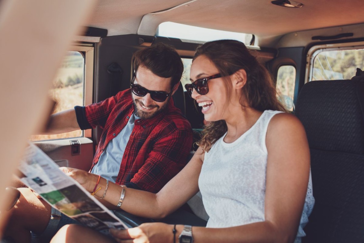 14 Tips For New Couples Traveling Together