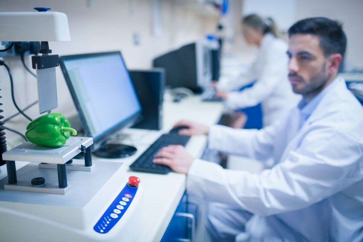 food scientist using technology to analyse pepper PVJVNV