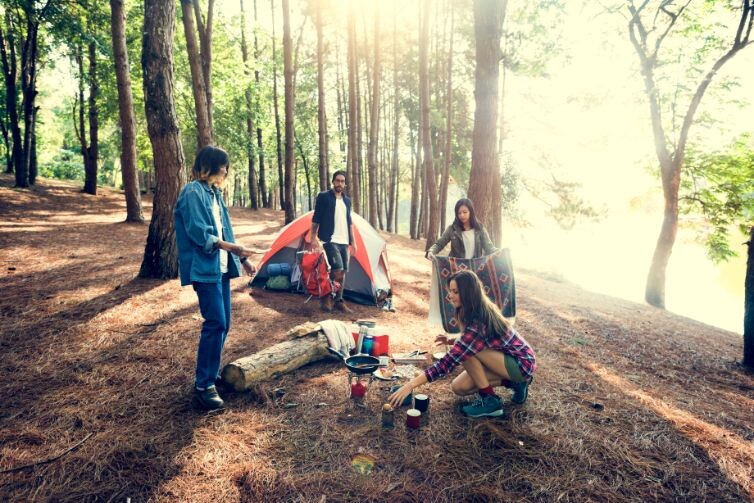 friends camping eating food concept pufrb