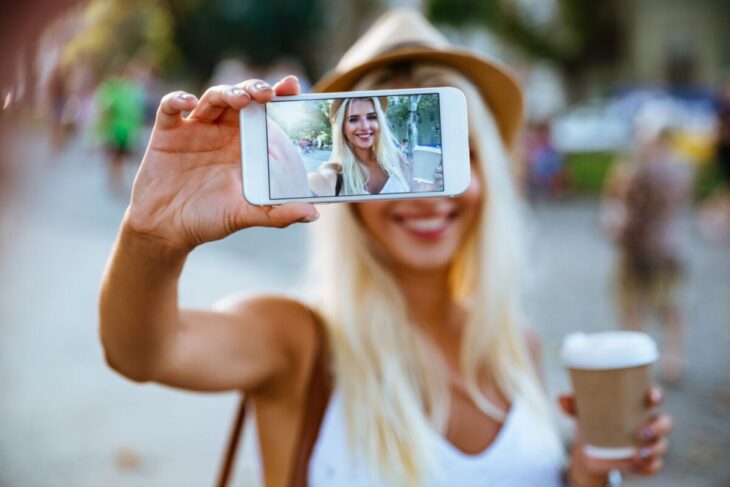 How To Take The Best Travel Selfies When You Travel Alone