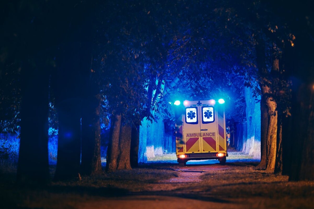 ambulance of emergency medical service qhnr