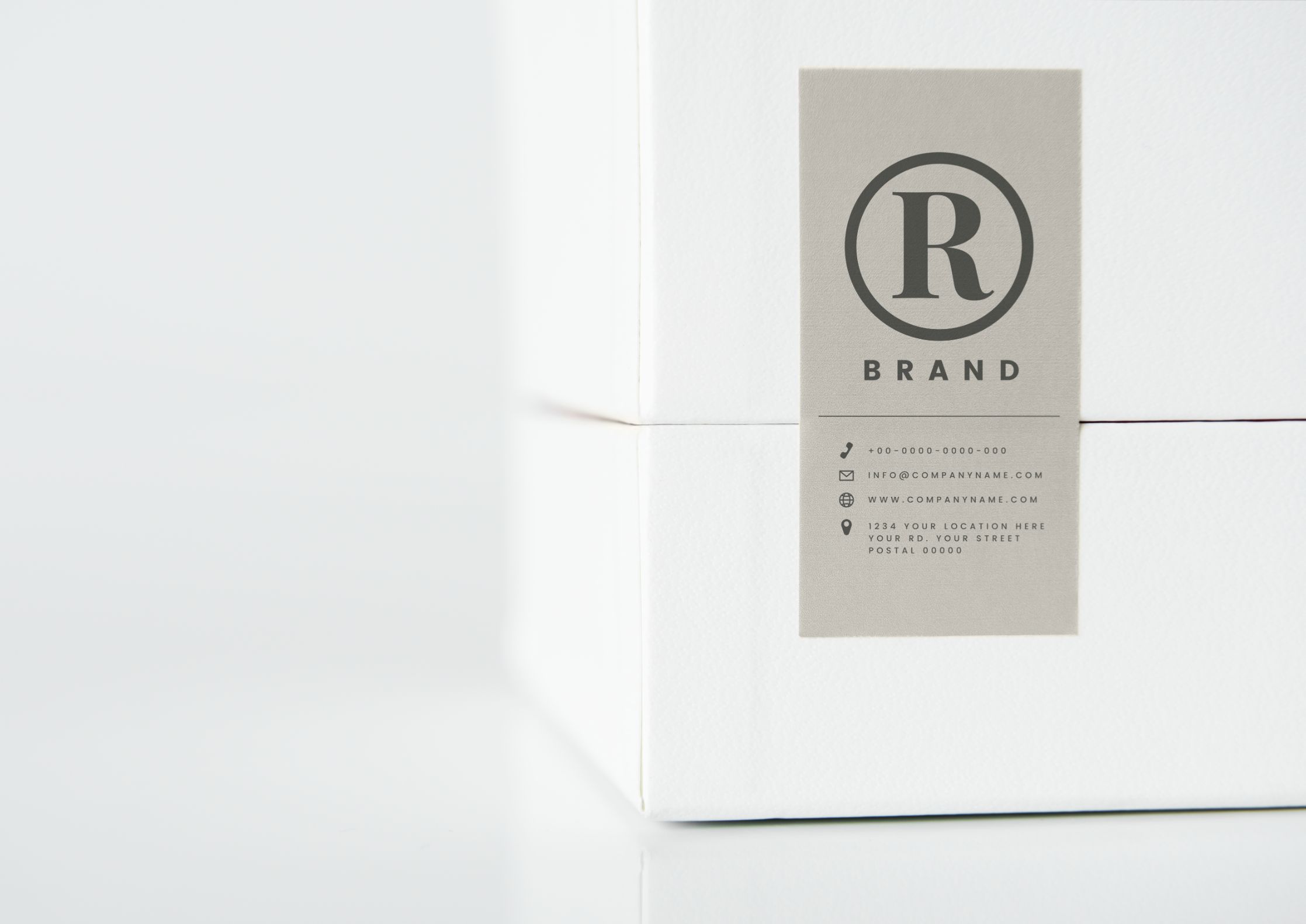 simple white packaging box mockup GMQXU