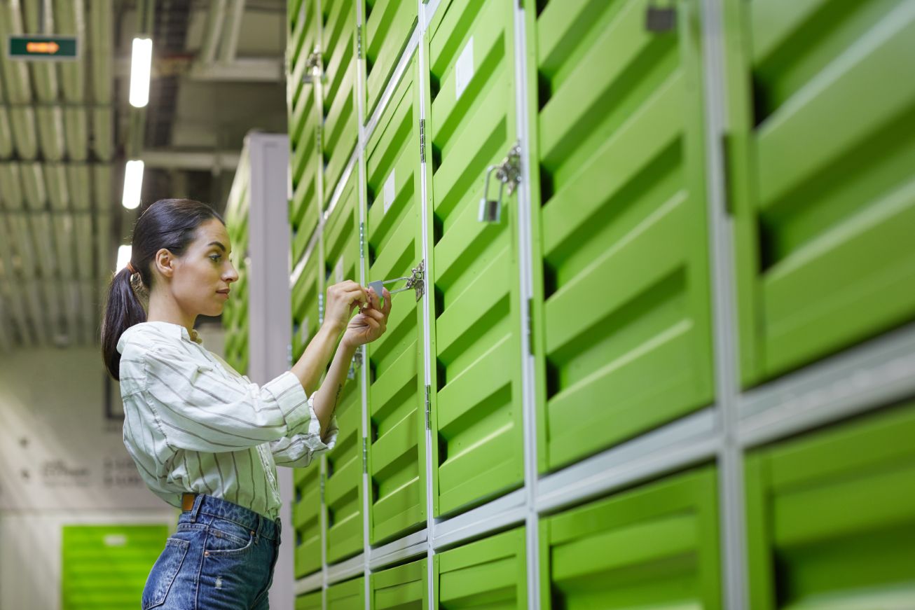 Benefits of Renting a Storage Unit for University Students