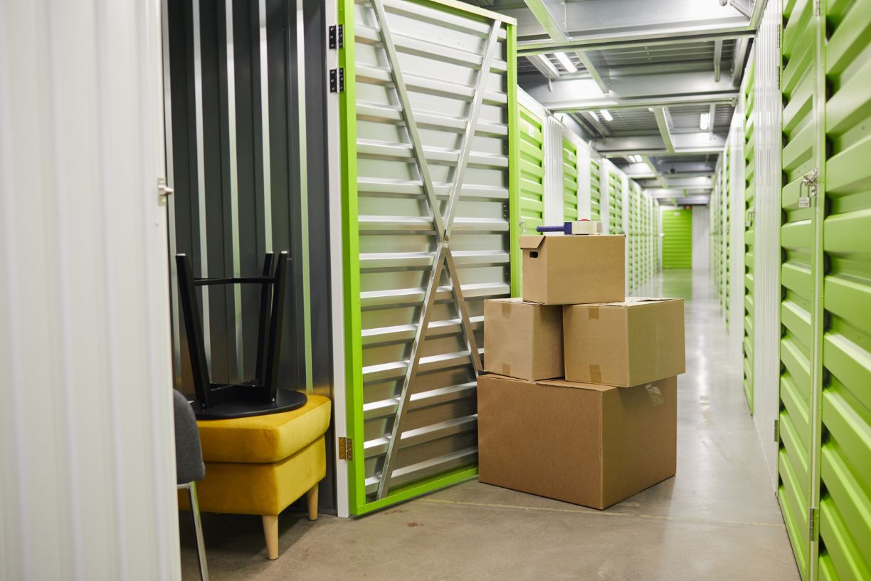 boxes in storage unit UDLU