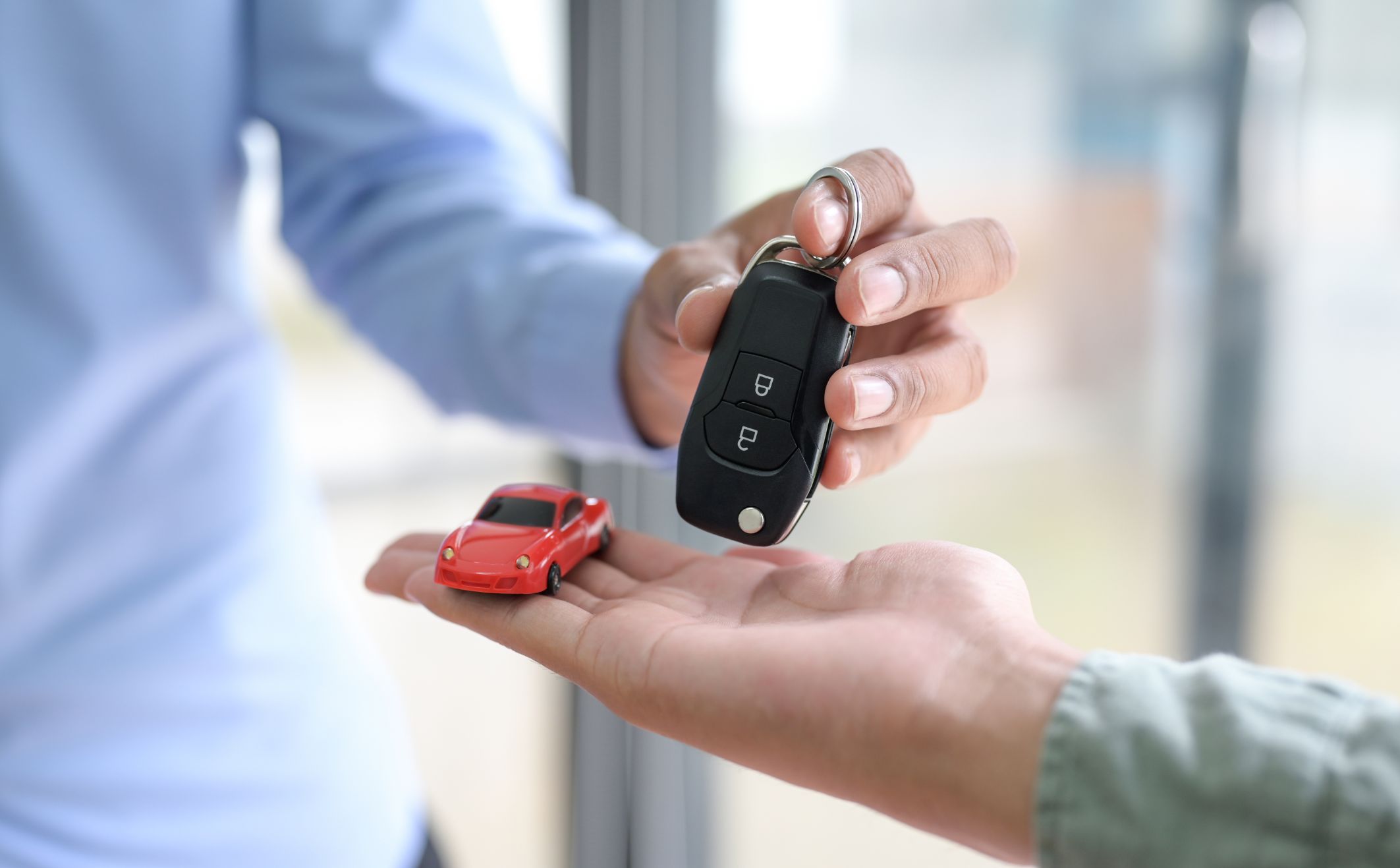 Make Your Monthly Car Rental Affordable with OneClickDrive