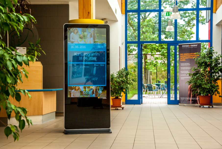 10 Reasons Why Digital Signage is Becoming a Crucial Part of Nearly Each Marketing Strategy Nowadays