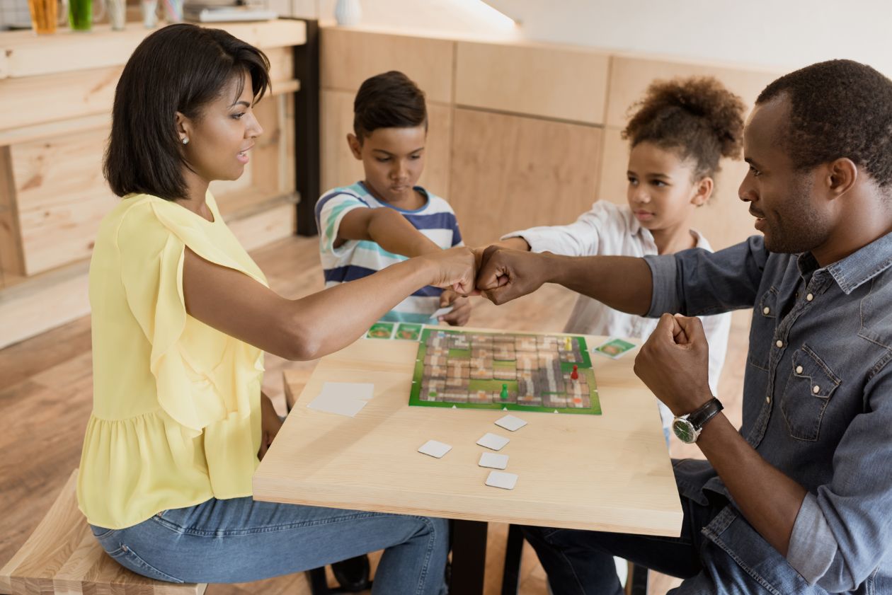 5 Fun Word Games That You Can Play With Your Family