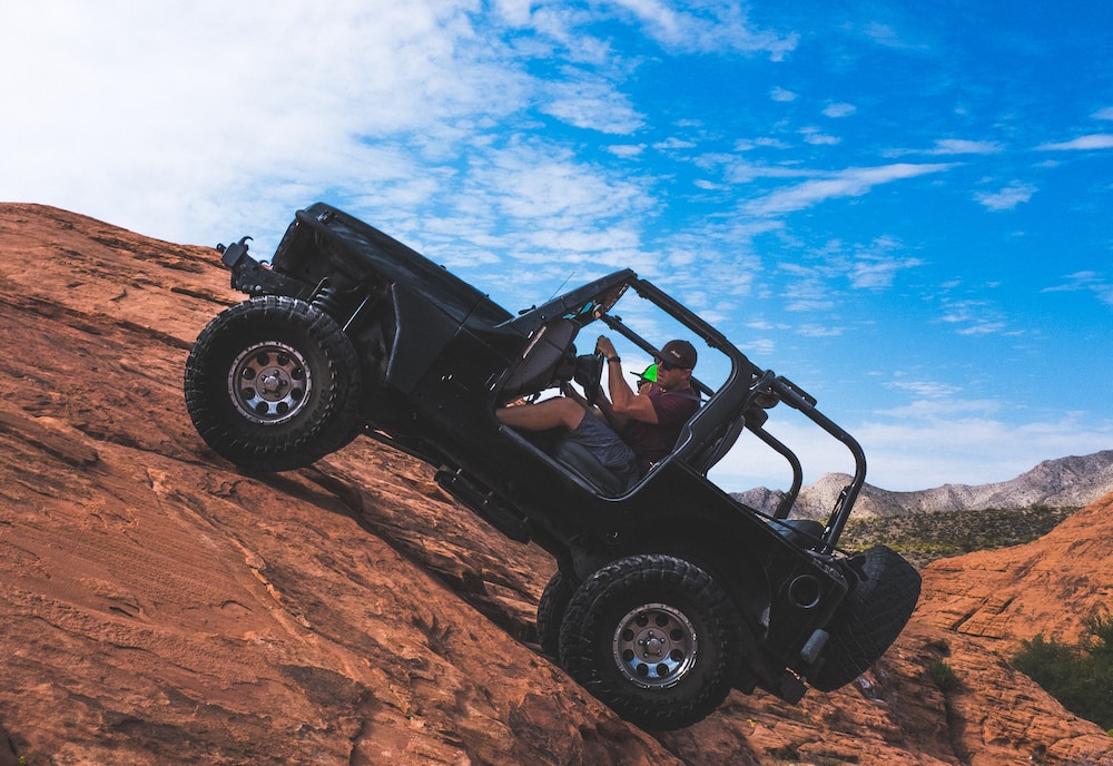 Four Essential Off-Roading Tips Every Driver Must Consider